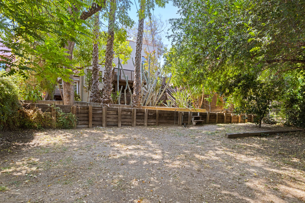 830 & 832 Robinson St Silver Lake Home for Sale Tracy Do Real Estate