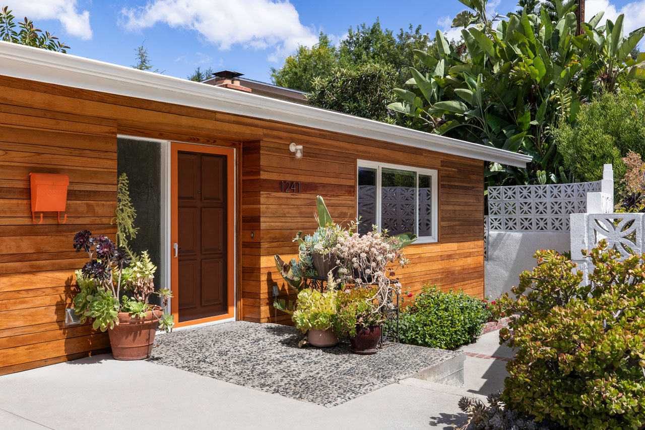 1241 Corona Dr Glendale Mid-Century Home for Sale Tracy Do Real Estate
