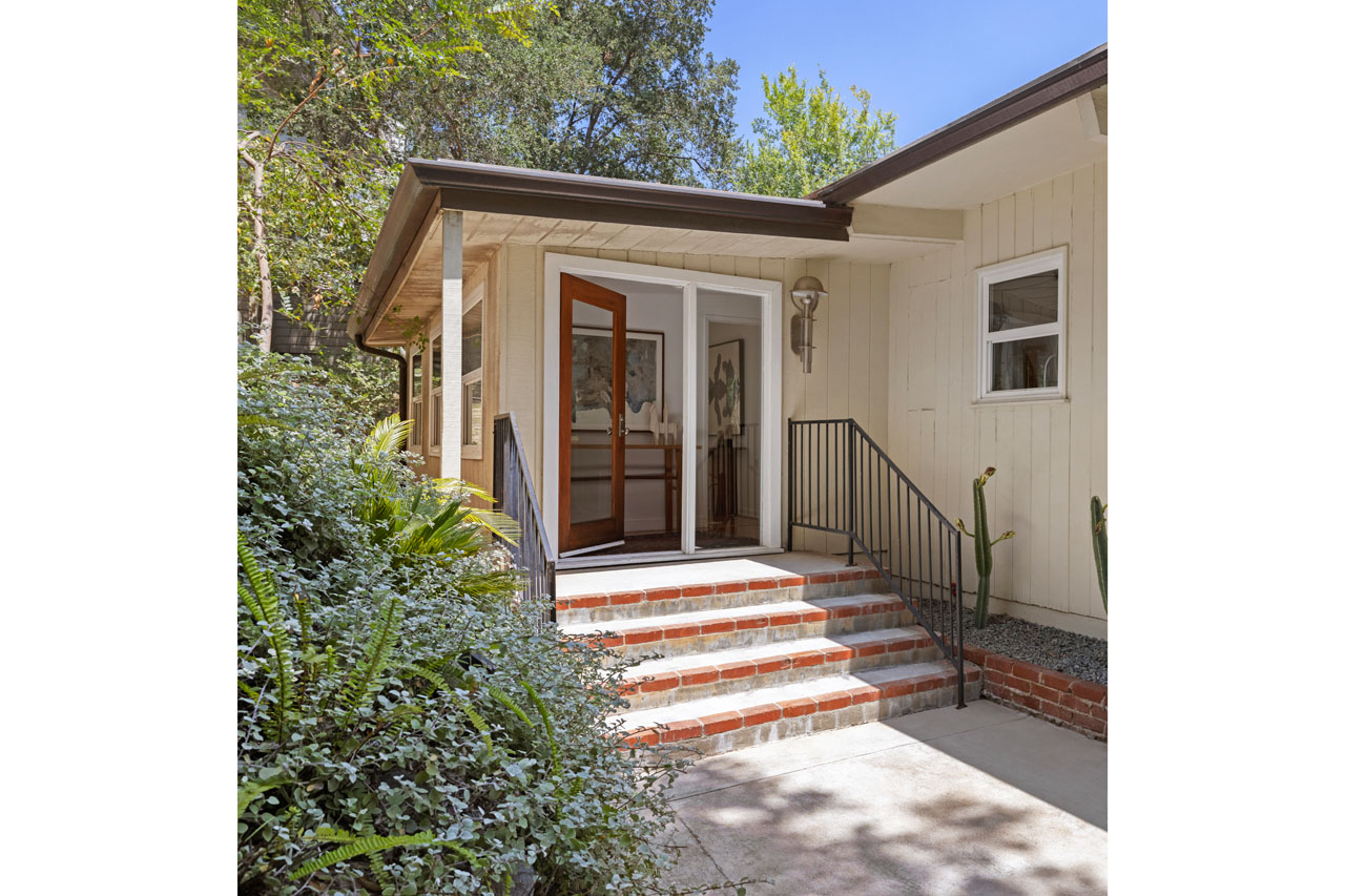 1730 La Loma Rd Pasadena Mid-Century Modern home for sale Tracy Do Real Estate