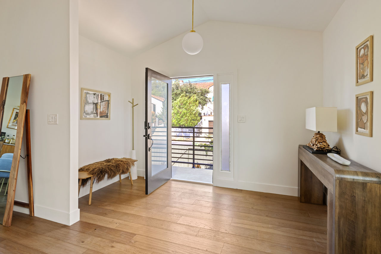 645 Milo Ter Highland Park Contemporary home for sale Tracy Do Real Estate