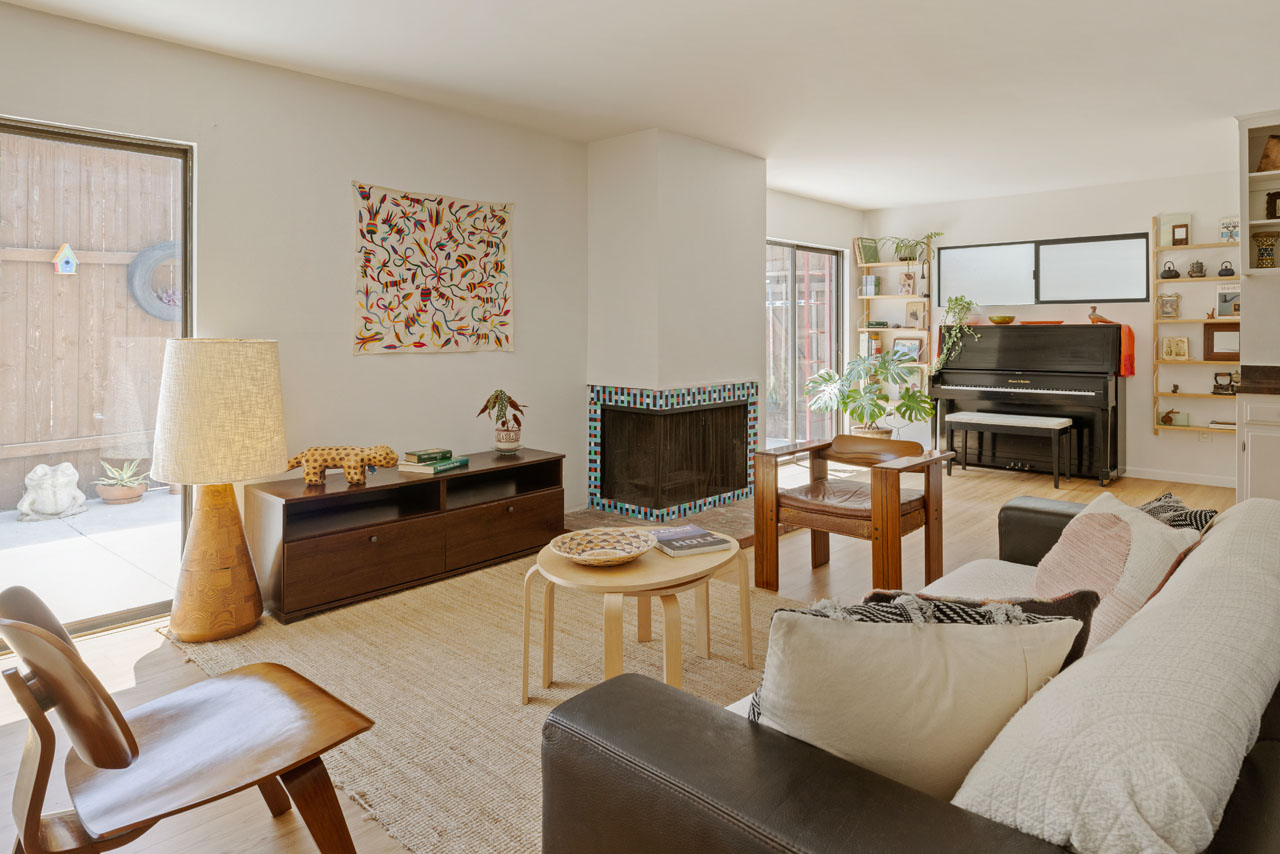 1910 Rodney Dr Los Feliz Condo for sale Tracy Do Real Estate