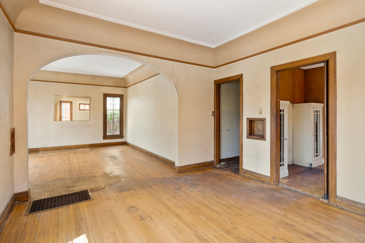 1418 N Ave 55 Highland Park Spanish style fixer for sale Tracy Do Real Estate