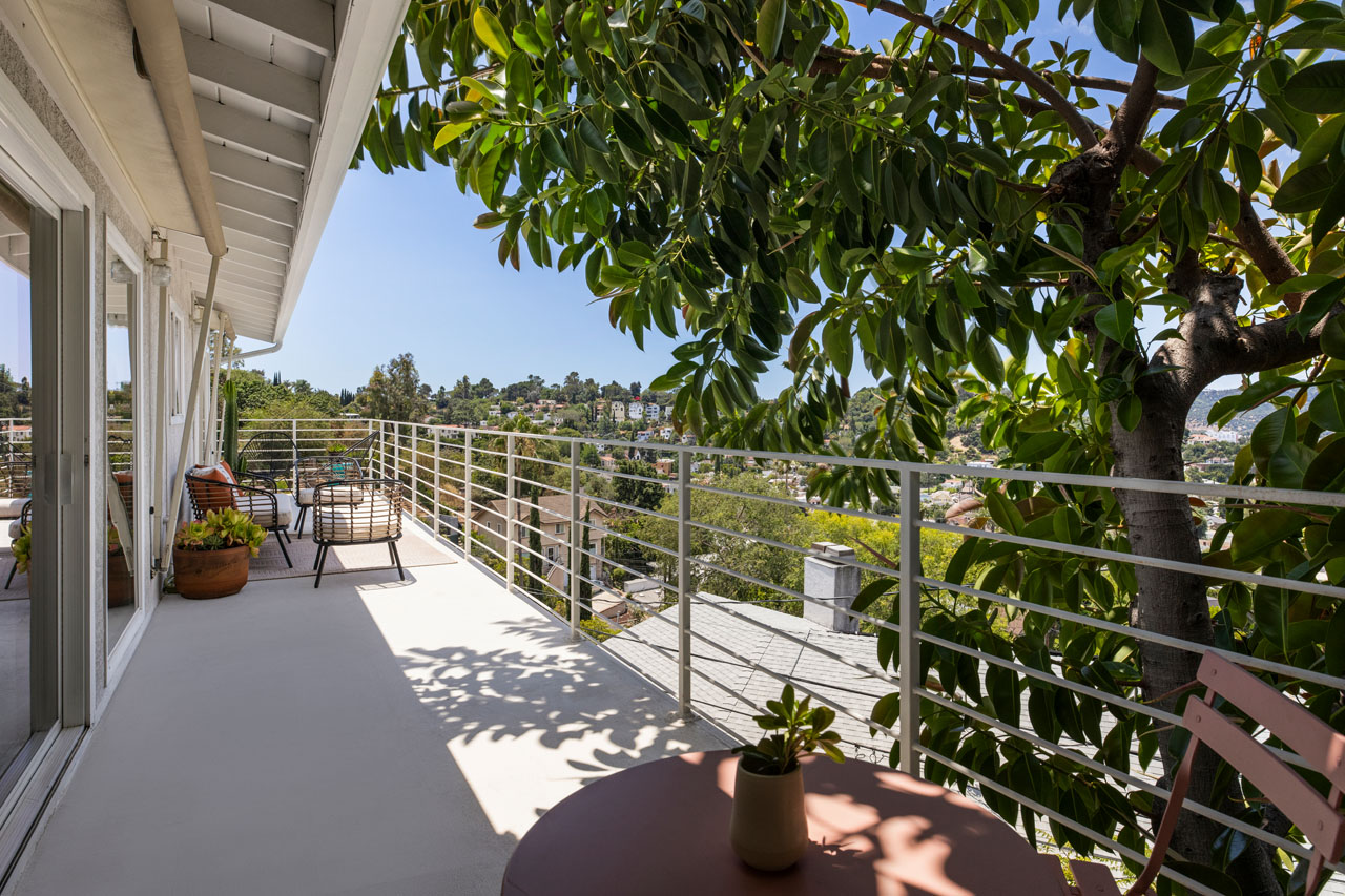 1241 Corona Dr Glendale Mid-Century Home for Sale Tracy Do Real Estate