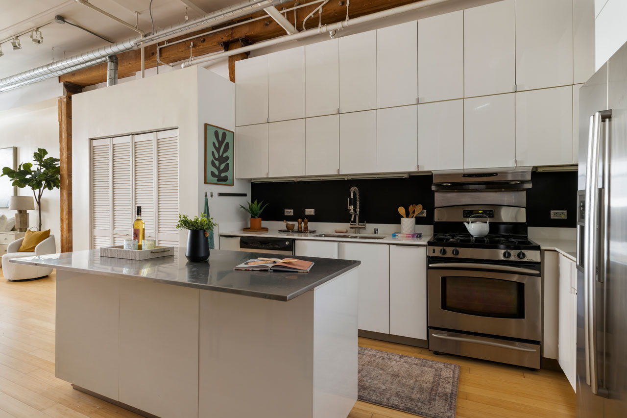 500 Molino St #207 Arts District Molino Lofts for sale Tracy Do Real Estate