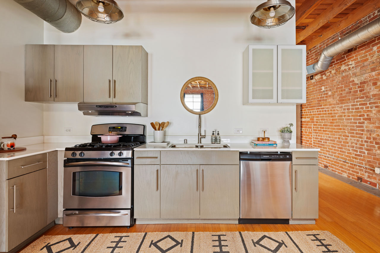 500 Molino St #206 Arts District Molino Lofts for sale Tracy Do Real Estate