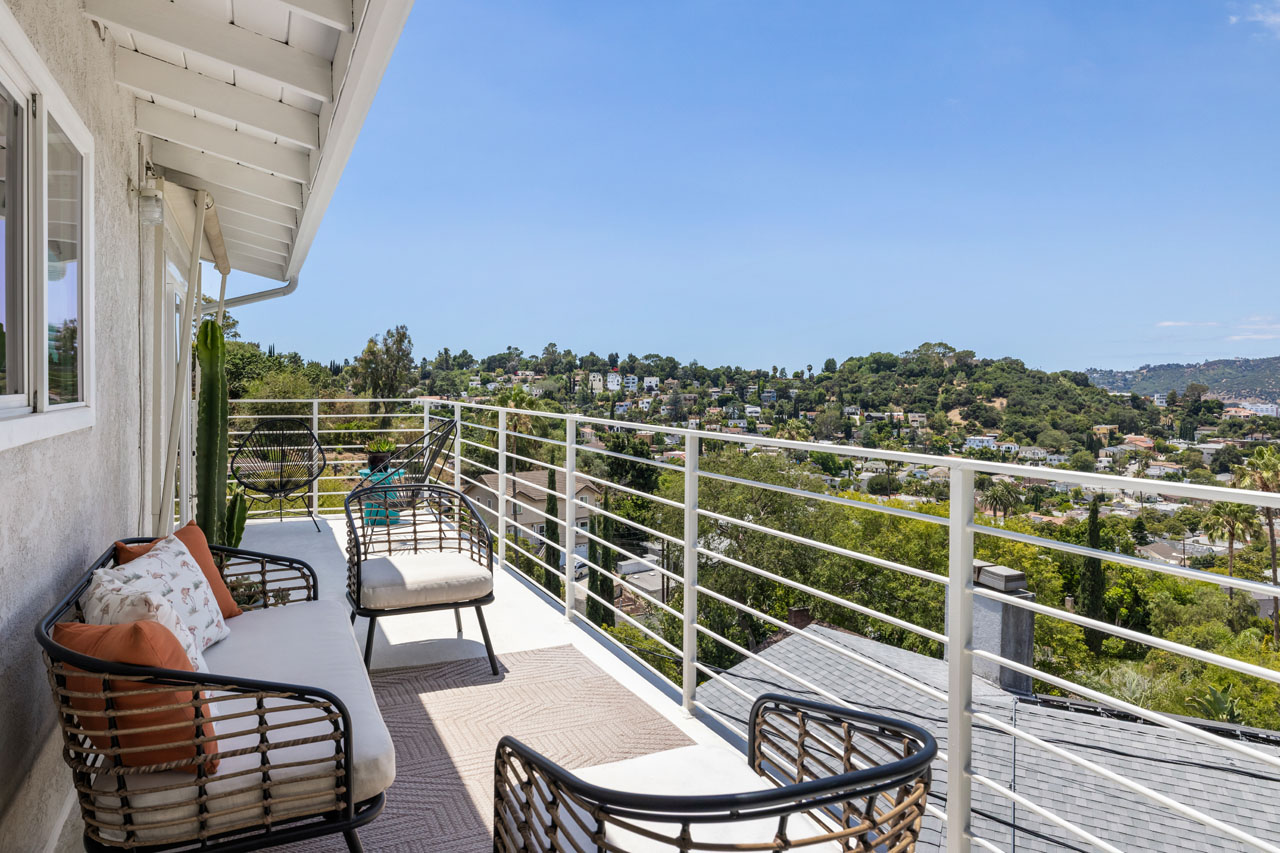 1241 Corona Dr Glendale Mid-Century Home for Sale Tracy Do Real Estate