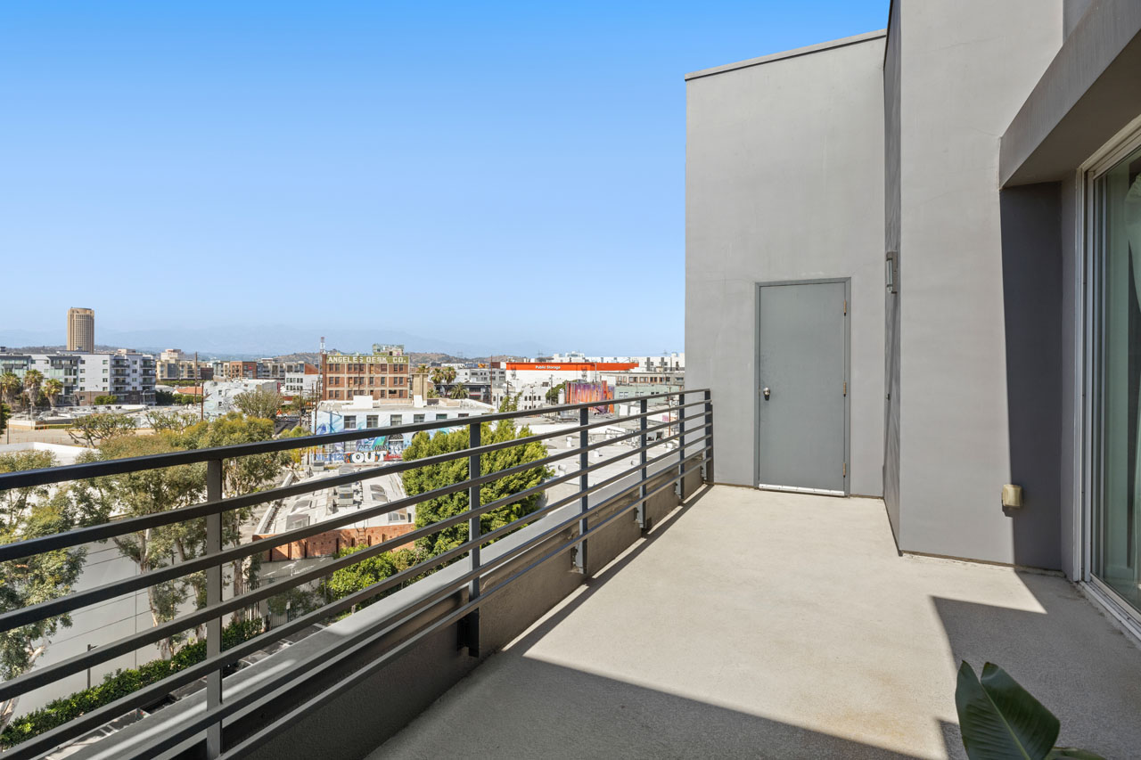 825 E 4th St #503 Arts District DTLA Loft for sale Tracy Do Real Estate