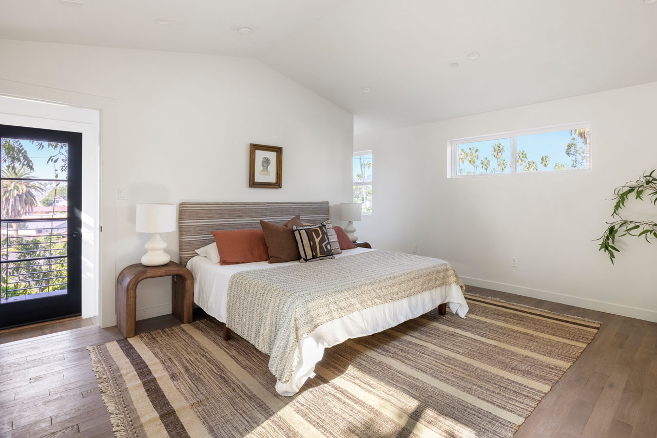 2414 Reservoir St Silver Lake Home for Sale Tracy Do Real Estate