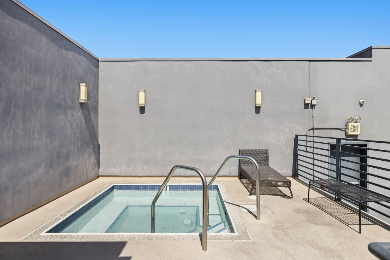 825 E 4th St #503 Arts District DTLA Loft for sale Tracy Do Real Estate