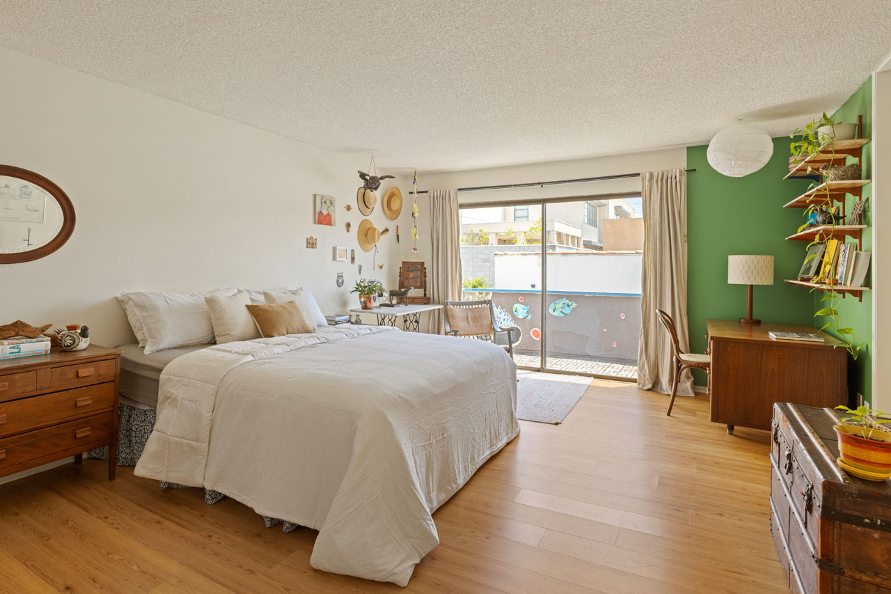 1910 Rodney Dr Los Feliz Condo for sale Tracy Do Real Estate