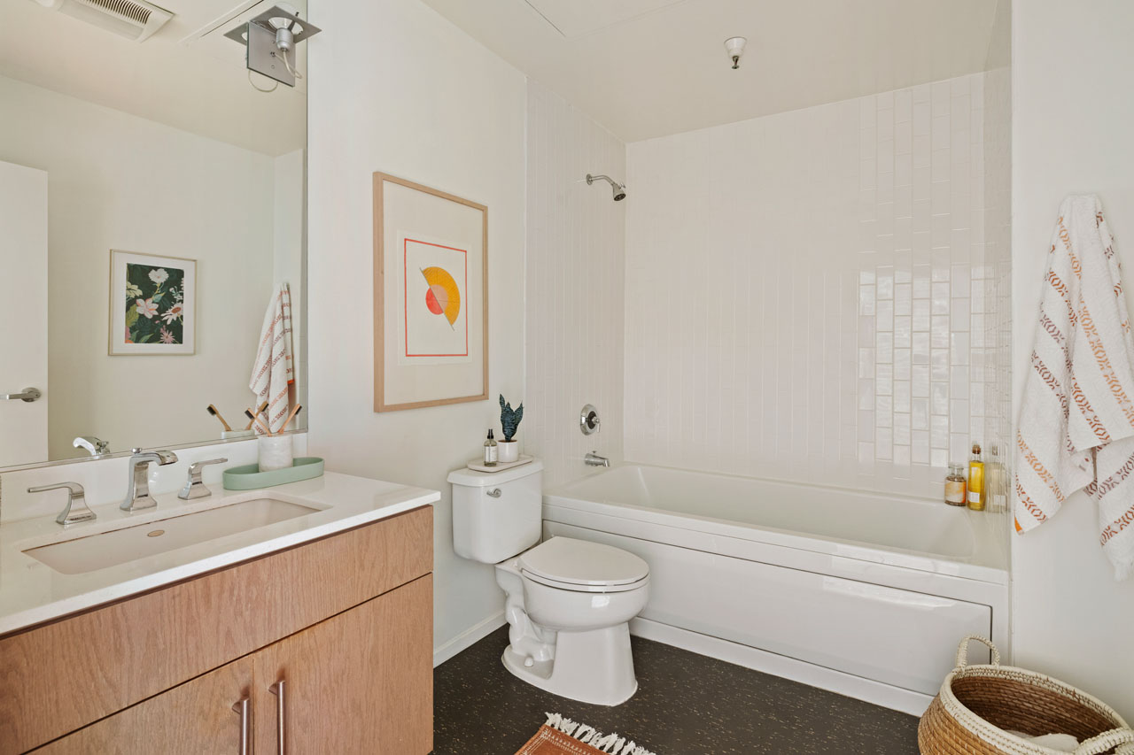 500 Molino St #206 Arts District Molino Lofts for sale Tracy Do Real Estate