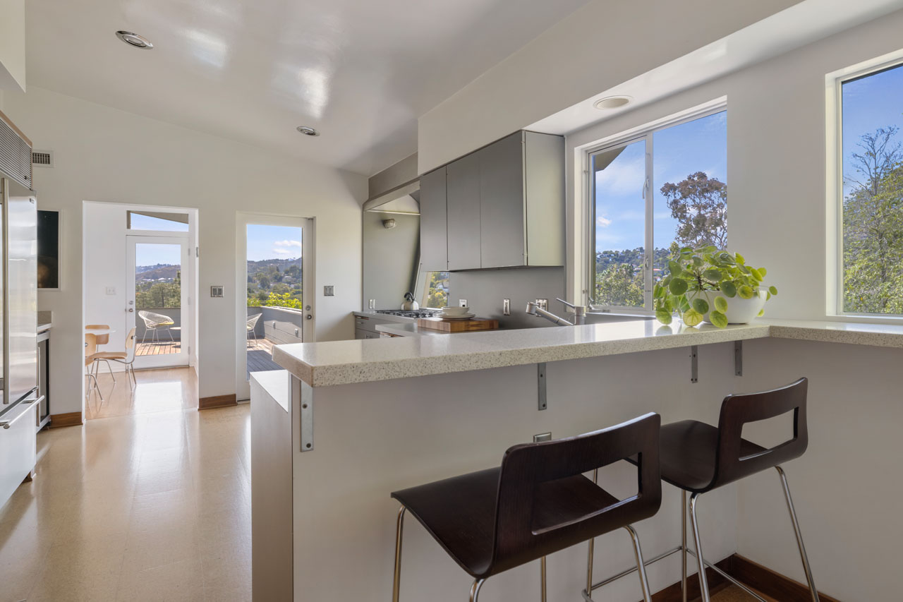 5715 Briarcliff Rd Beachwood Canyon Home for Sale Tracy Do Real Estate