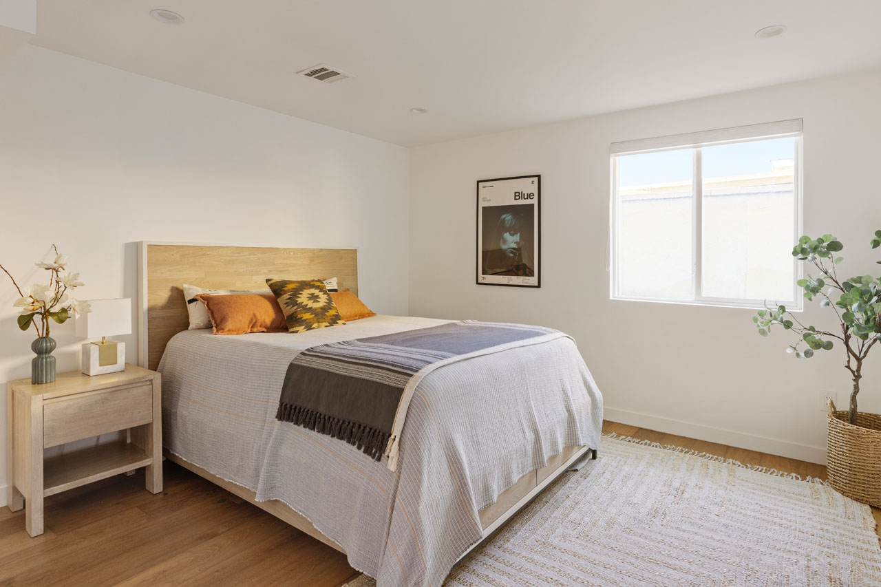 645 Milo Ter Highland Park Contemporary home for sale Tracy Do Real Estate