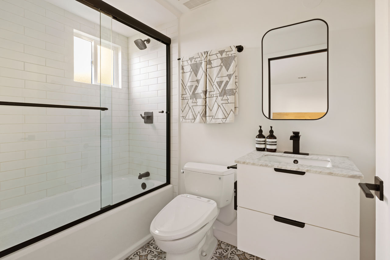 645 Milo Ter Highland Park Contemporary home for sale Tracy Do Real Estate