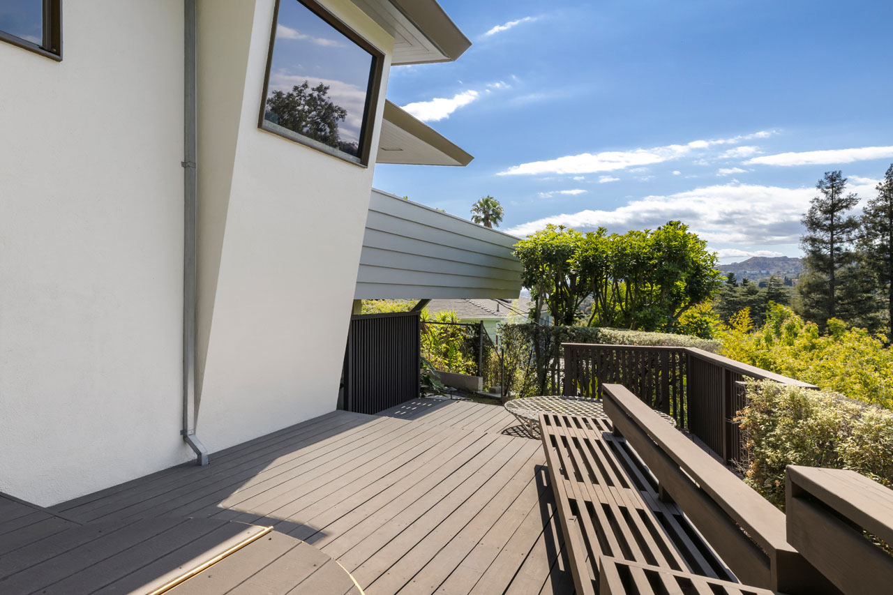 5715 Briarcliff Rd Beachwood Canyon Home for Sale Tracy Do Real Estate