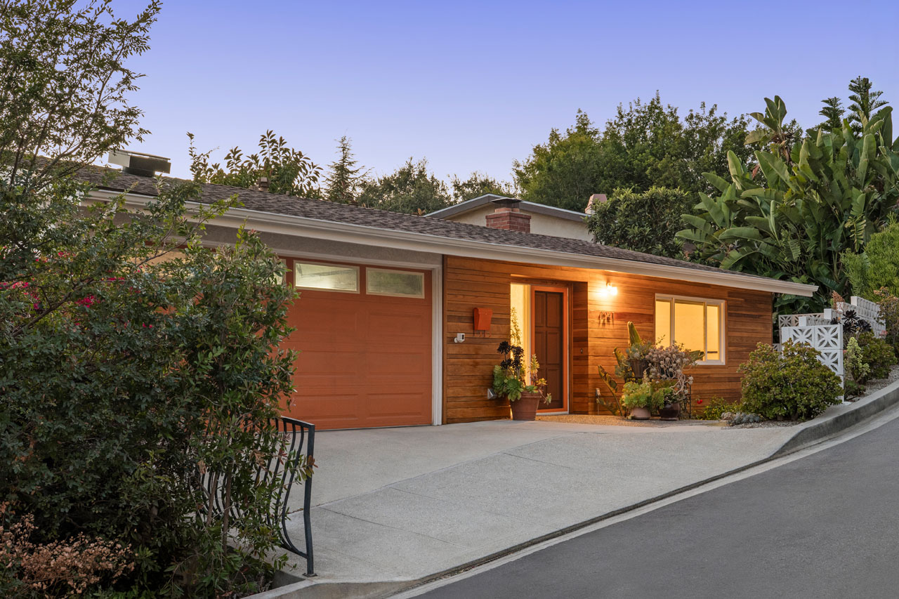1241 Corona Dr Glendale Mid-Century Home for Sale Tracy Do Real Estate