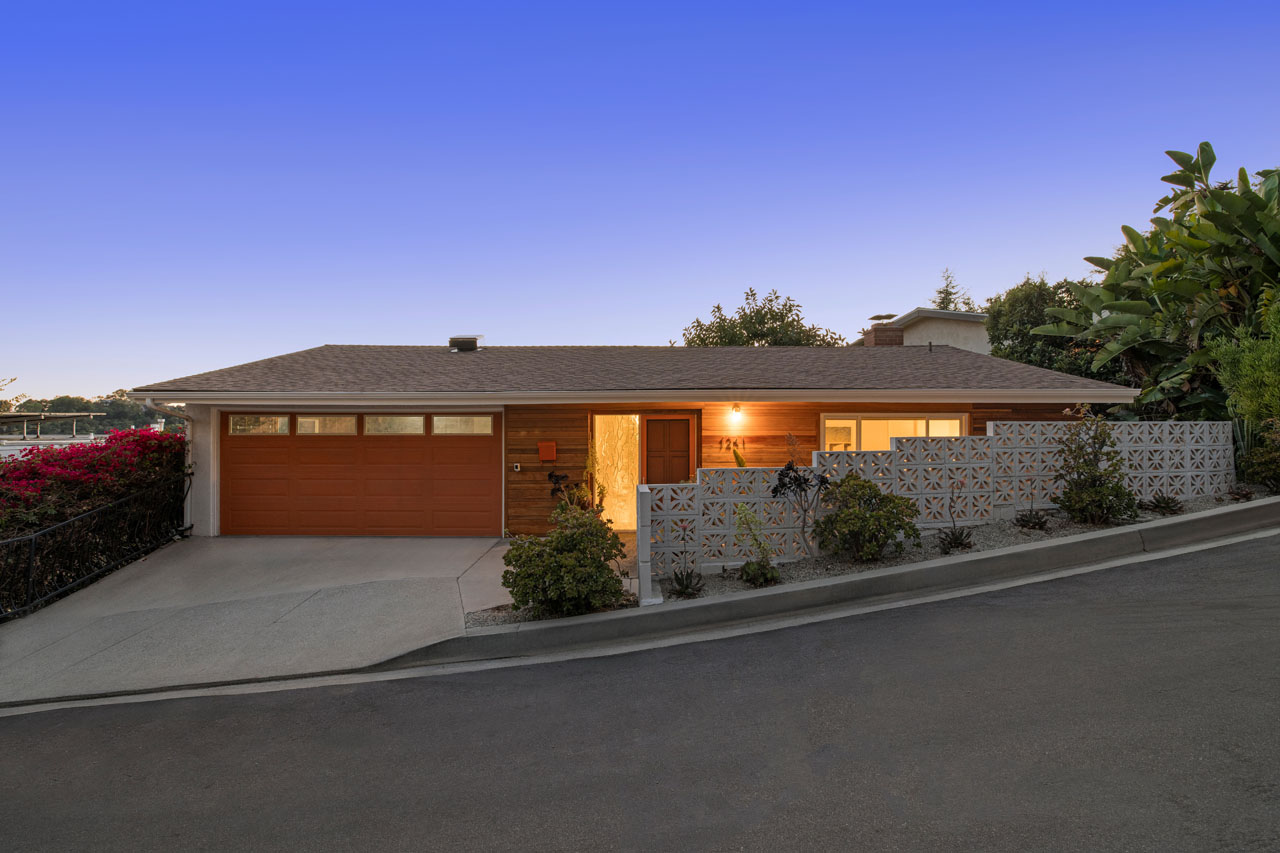 1241 Corona Dr Glendale Mid-Century Home for Sale Tracy Do Real Estate