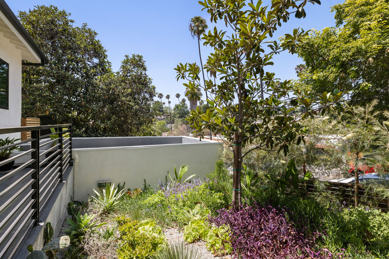 2414 Reservoir St Silver Lake Home for Sale Tracy Do Real Estate