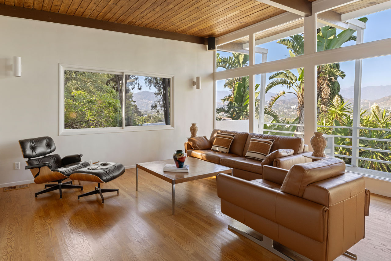 1335 Columbia Dr Glendale Mid Century home for sale Tracy Do real estate