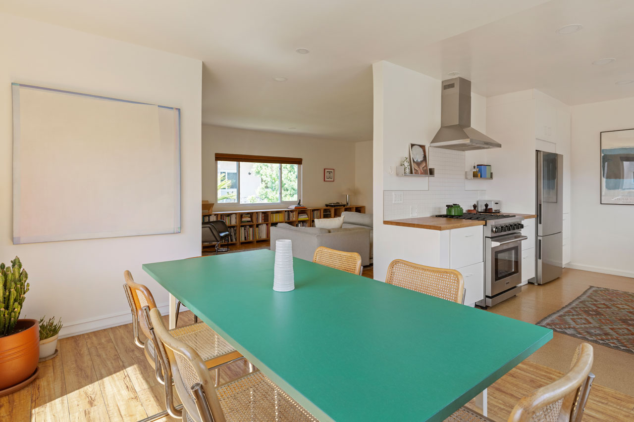 1600 N Hobart Blvd #15 90027 Los Feliz mid-century condo for sale Tracy Do Real Estate