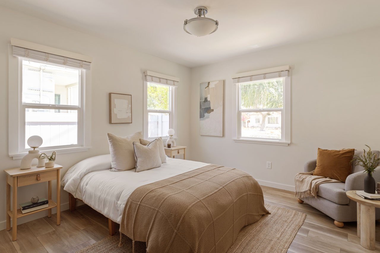 3711 Collis Ave El Sereno Home with a pool for Sale Tracy Do Real Estate
