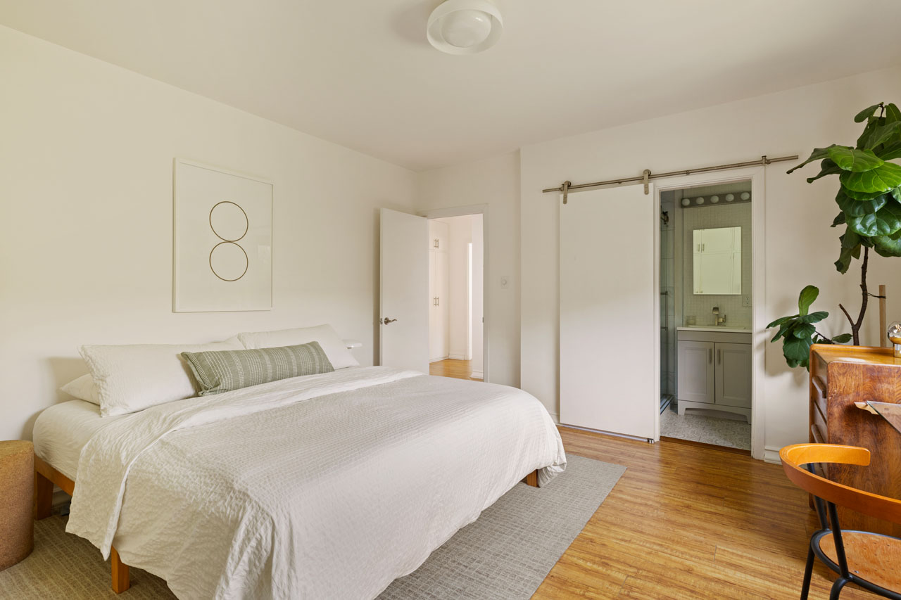 1600 N Hobart Blvd #15 90027 Los Feliz mid-century condo for sale Tracy Do Real Estate