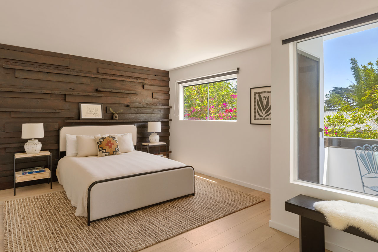 2147 N Beachwood Dr #5 Beachwood Canyon Hollywood Hills Condo for Sale Tracy Do Real Estate
