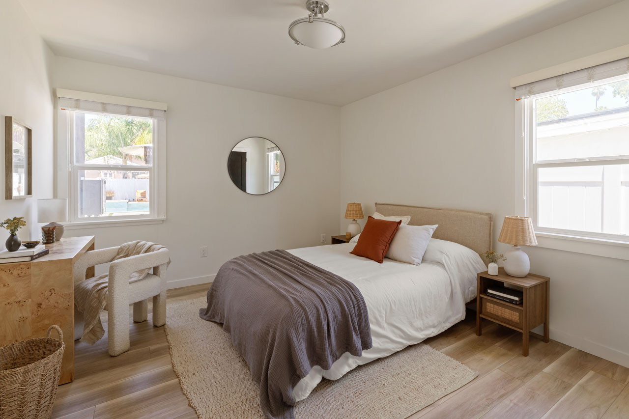 3711 Collis Ave El Sereno Home with a pool for Sale Tracy Do Real Estate
