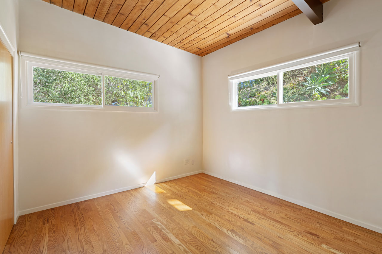 1335 Columbia Dr Glendale Mid Century home for sale Tracy Do real estate