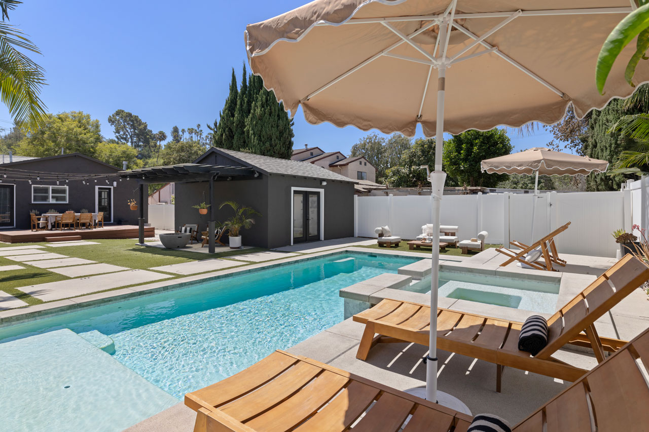 3711 Collis Ave El Sereno Home with a pool for Sale Tracy Do Real Estate