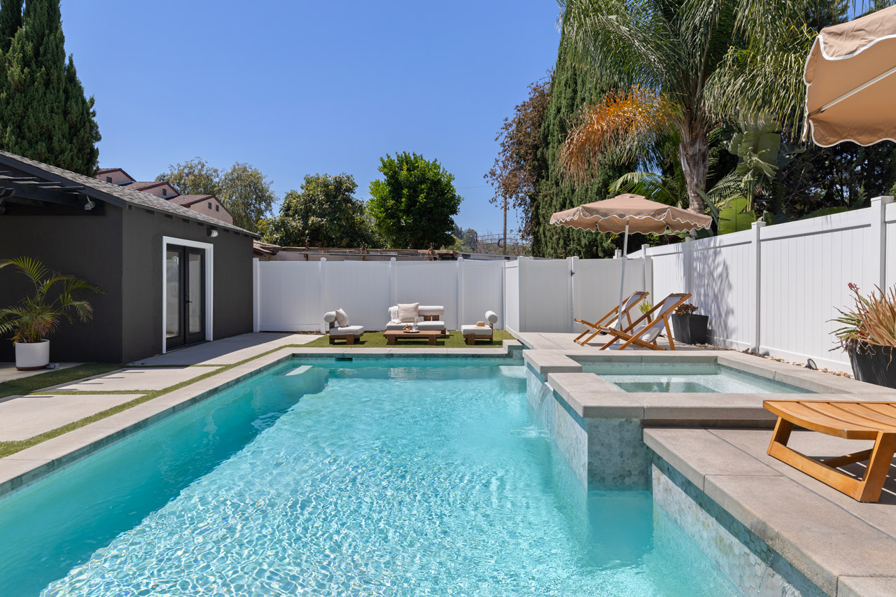 3711 Collis Ave El Sereno Home with a pool for Sale Tracy Do Real Estate