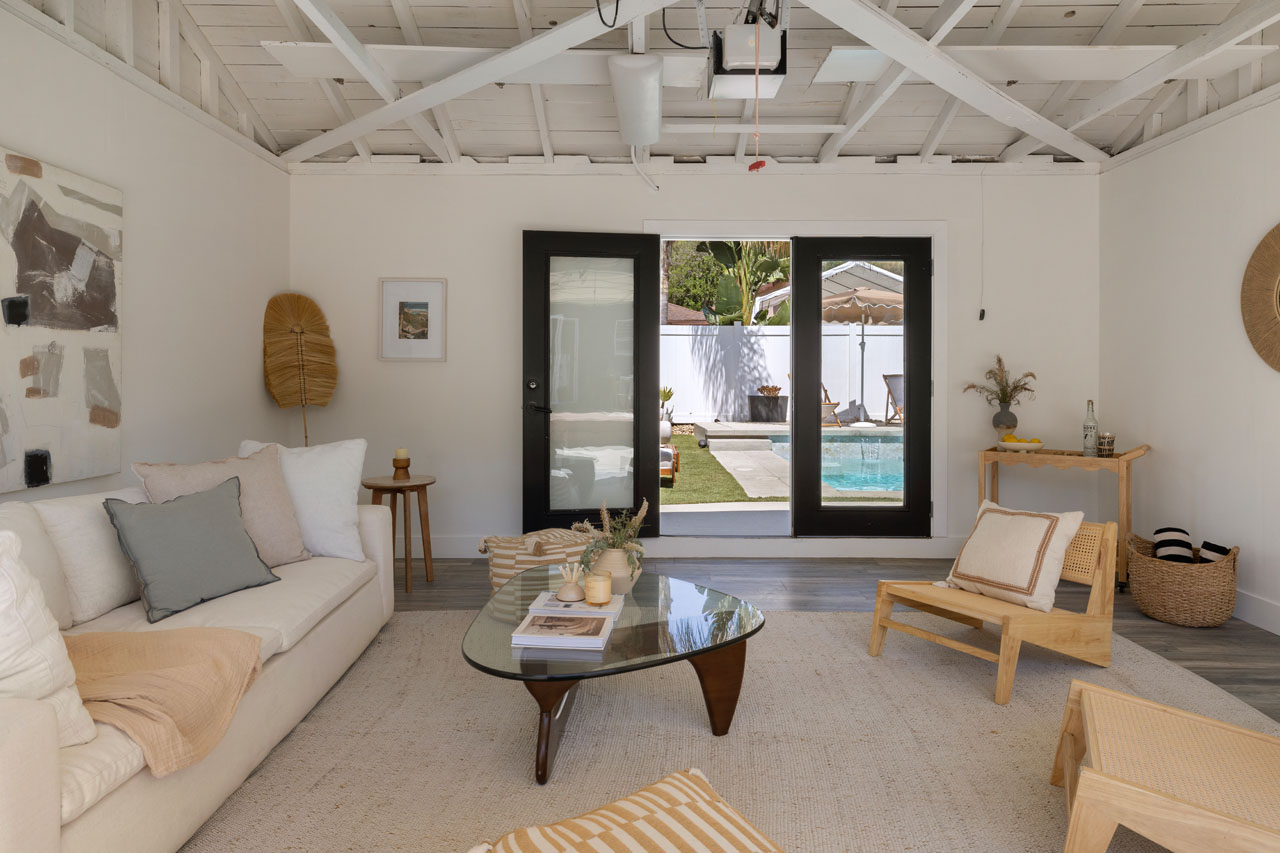 3711 Collis Ave El Sereno Home with a pool for Sale Tracy Do Real Estate