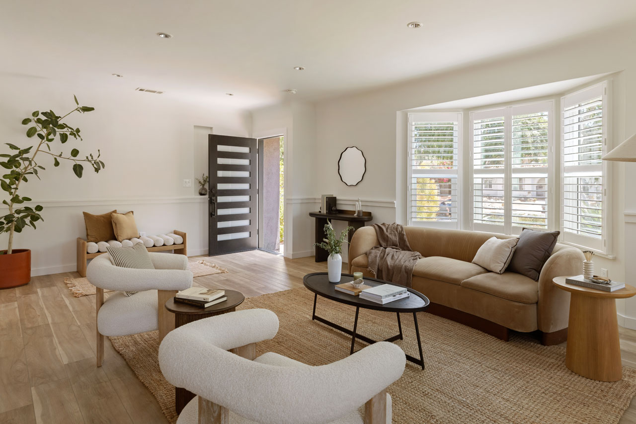 3711 Collis Ave El Sereno Home with a pool for Sale Tracy Do Real Estate