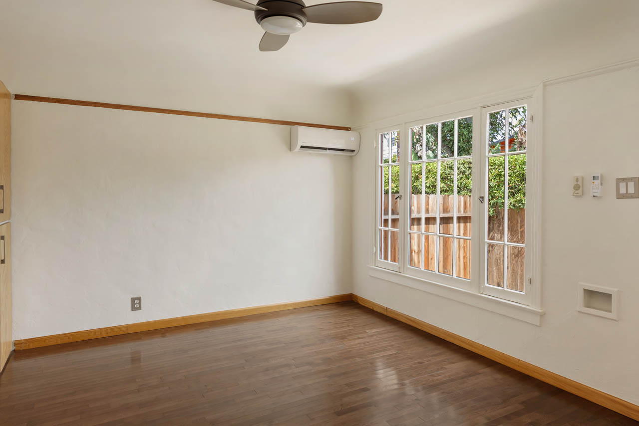 9202 National Blvd West LA Casita Condo near Culver City for Sale Tracy Do Real Estate