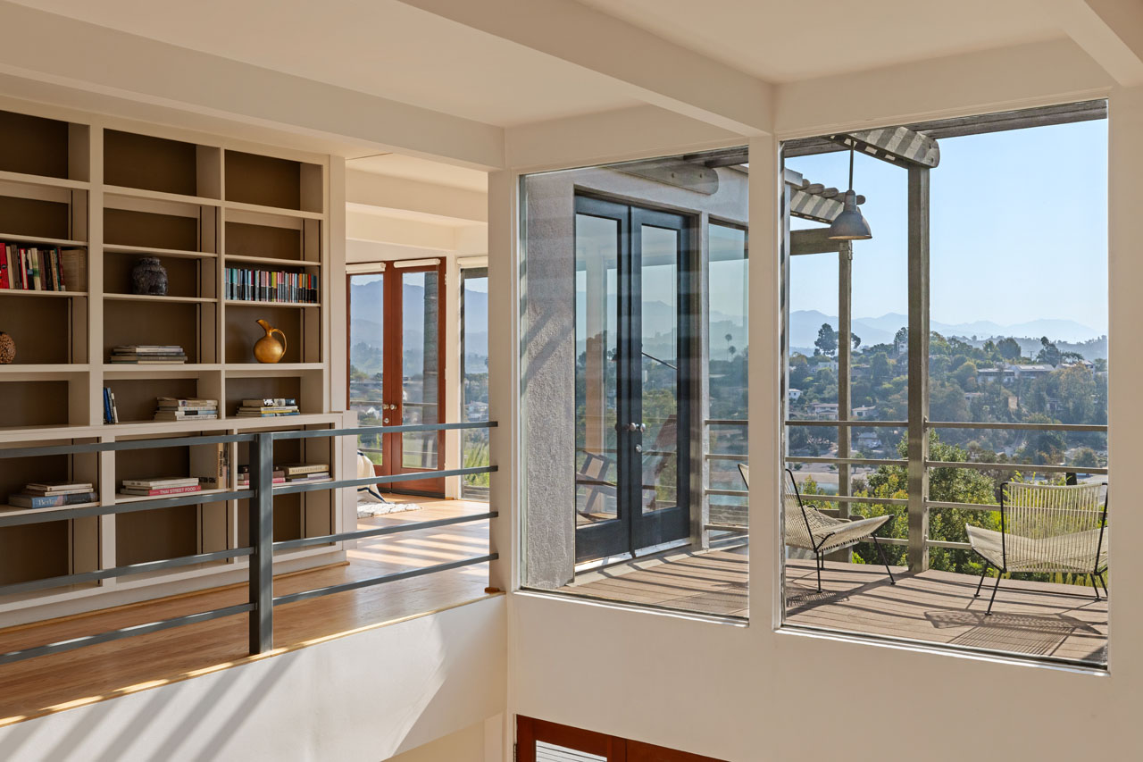 2276 Moreno Dr Silver Lake home for Sale Tracy Do Real Estate