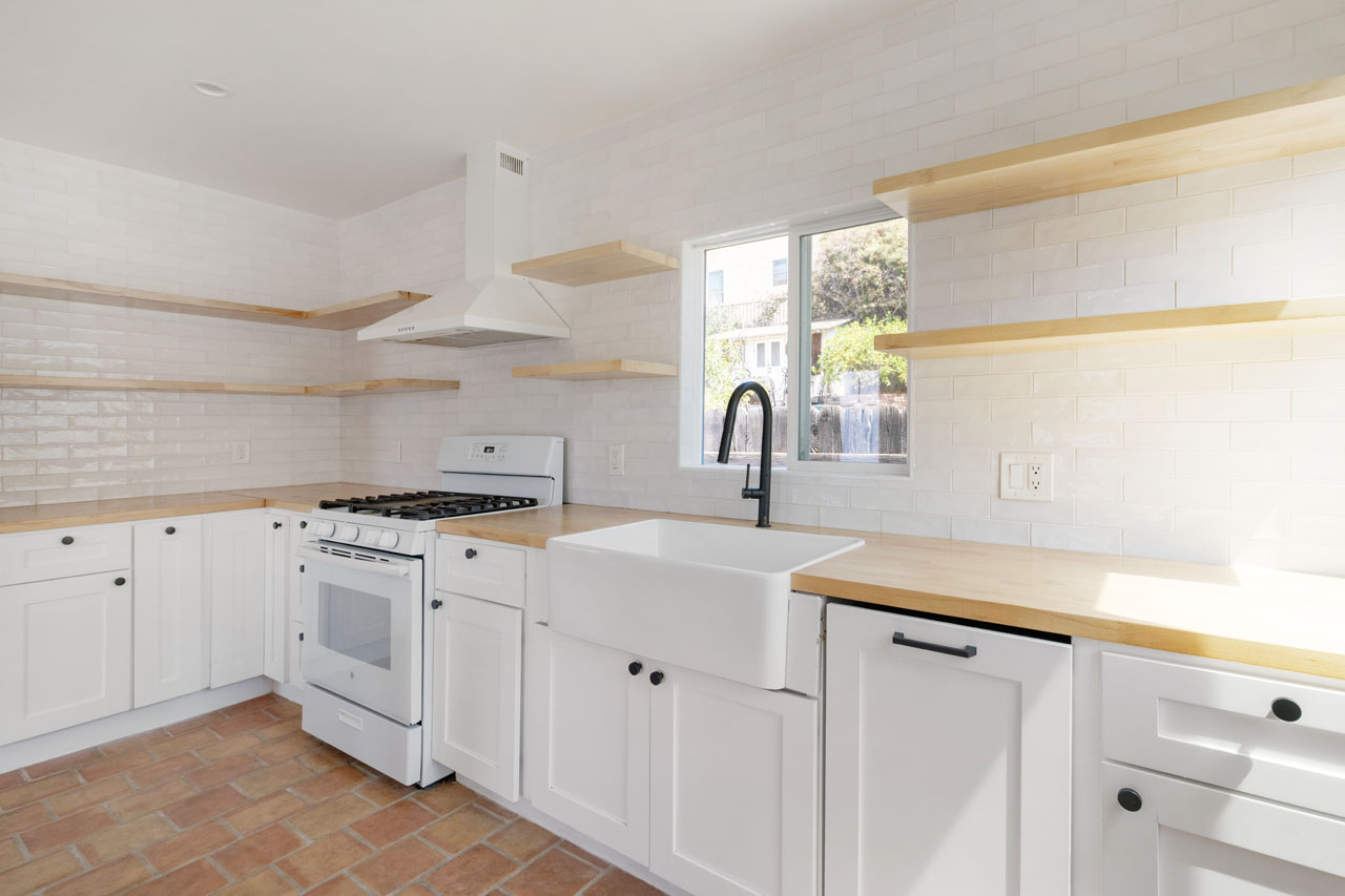 1310 1/2 Lucile Ave Silver Lake Apartment with Flex Space for Rent Tracy Do Real Estate