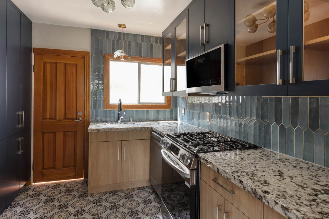 9202 National Blvd West LA Casita Condo near Culver City for Sale Tracy Do Real Estate