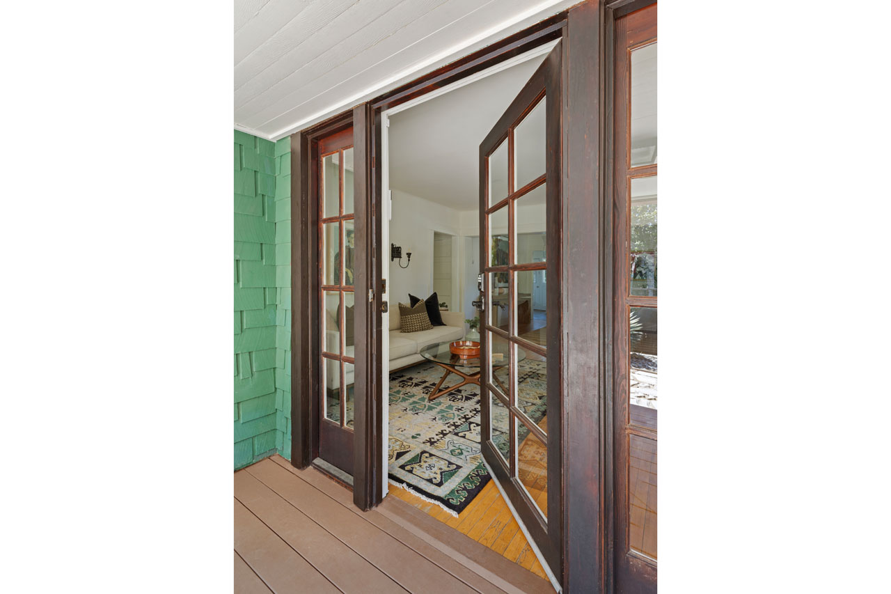 1149 Manzanita St Silver Lake craftsman bungalow home for sale Tracy Do Real Estate