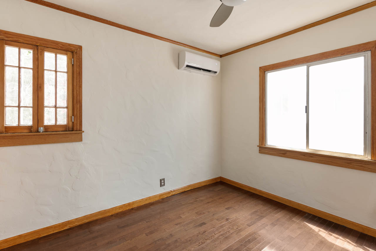 9202 National Blvd West LA Casita Condo near Culver City for Sale Tracy Do Real Estate