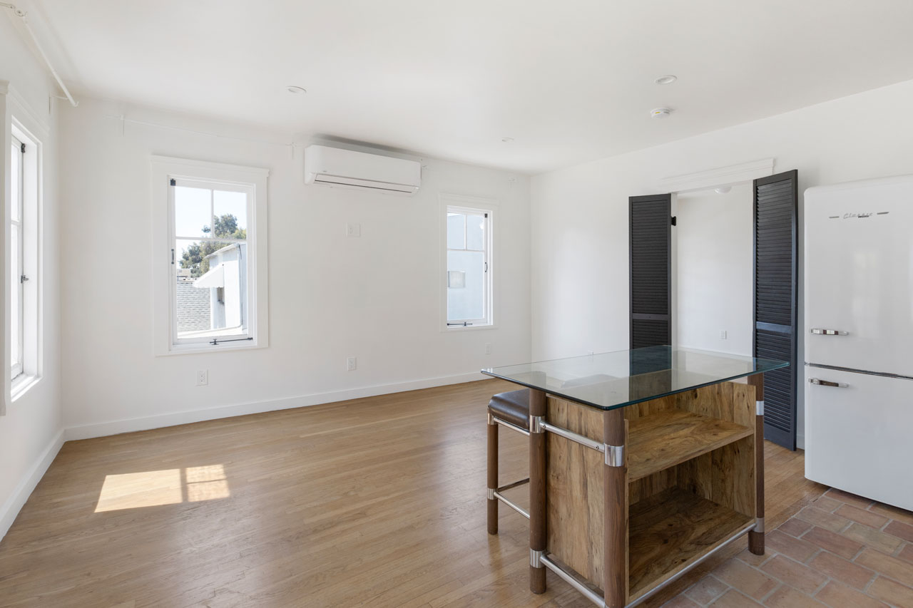1310 1/2 Lucile Ave Silver Lake Apartment with Flex Space for Rent Tracy Do Real Estate