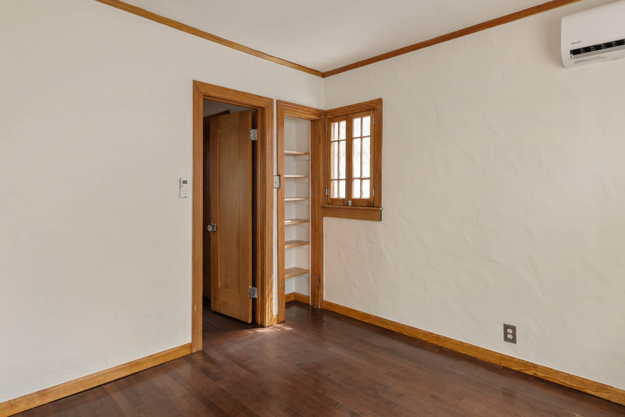 9202 National Blvd West LA Casita Condo near Culver City for Sale Tracy Do Real Estate
