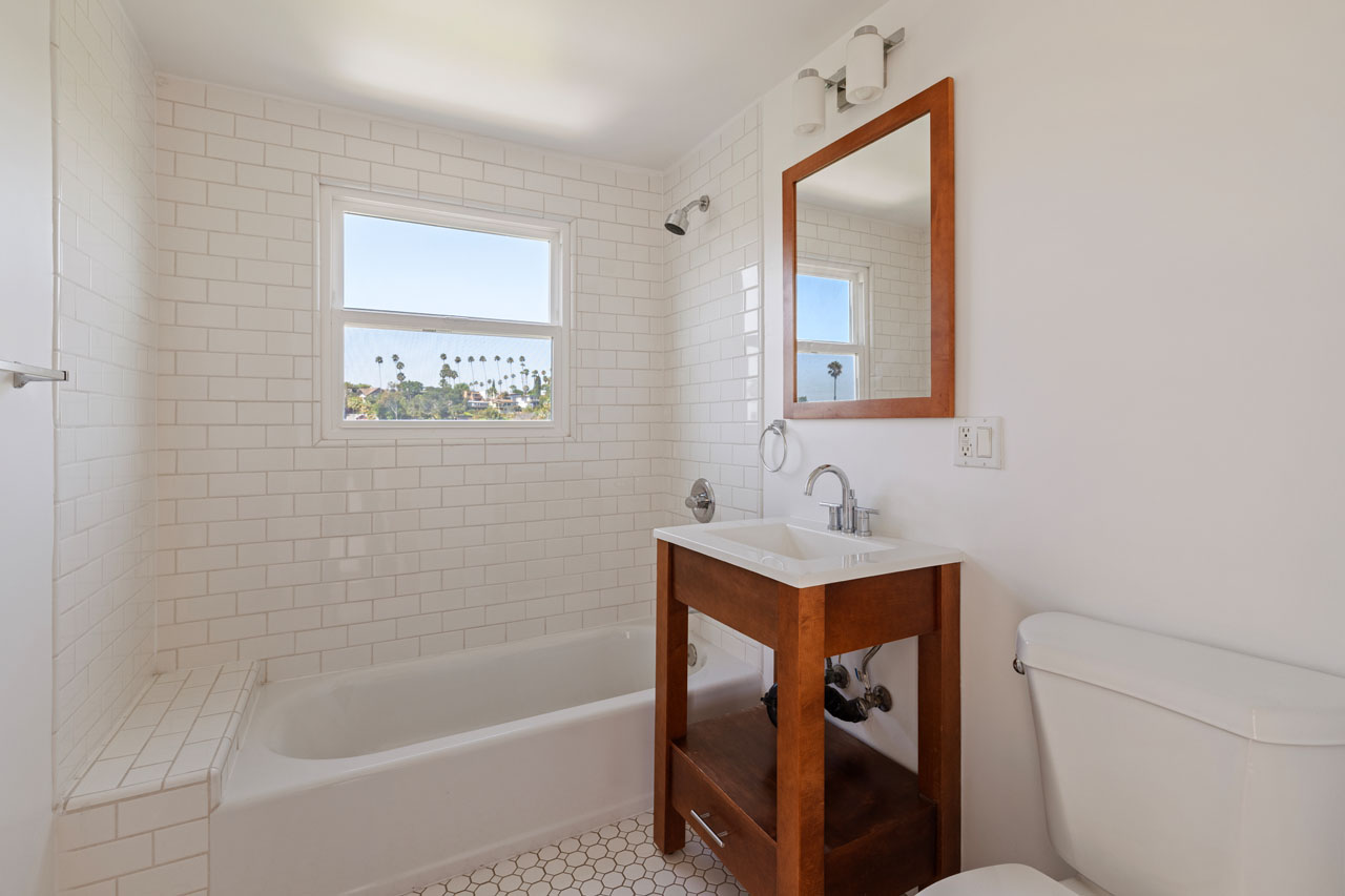 1523 Murray Dr Silver Lake Apartment for Lease Tracy Do Real Estate