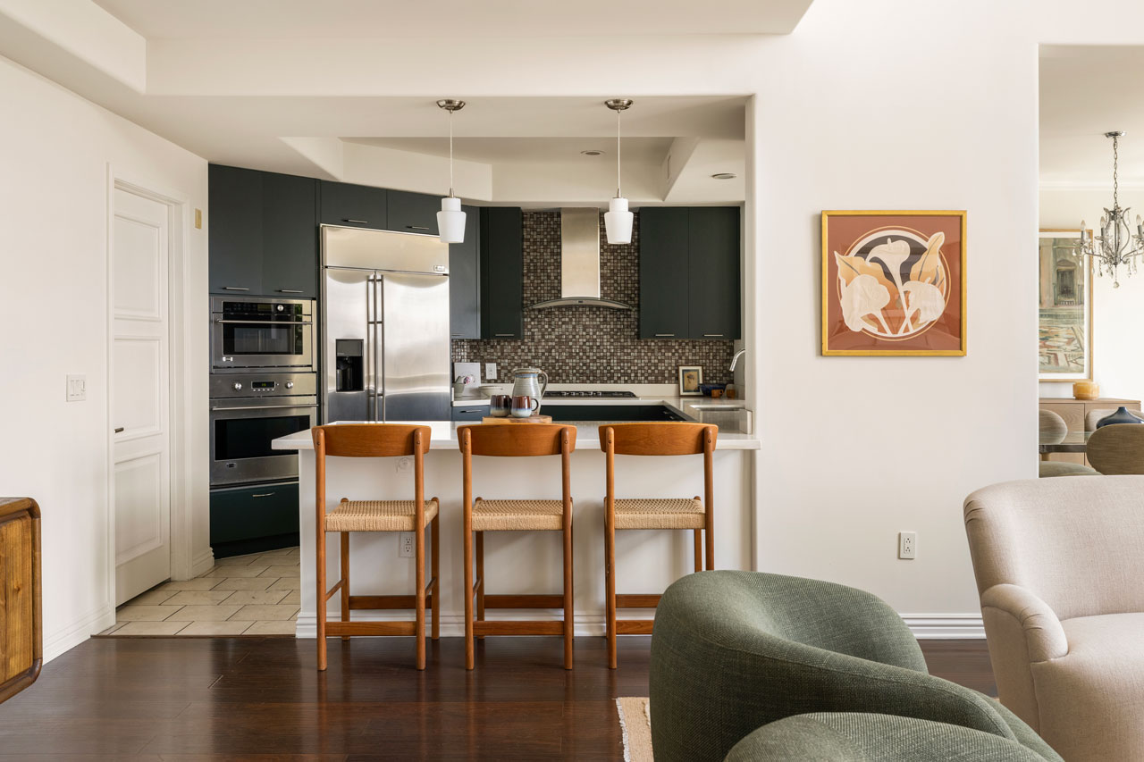 558 Caruso Ave Glendale Americana Condo for Sale Tracy Do Real Estate