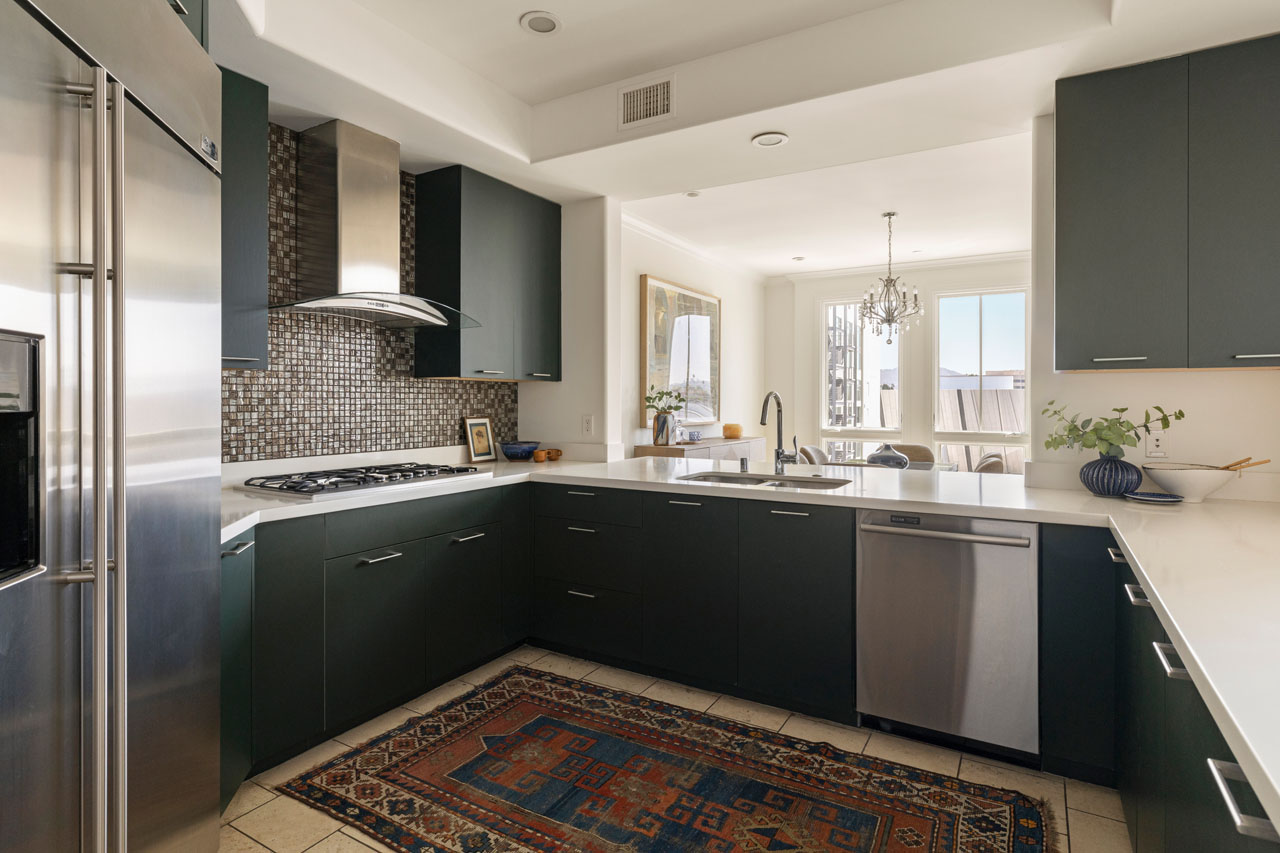 558 Caruso Ave Glendale Americana Condo for Sale Tracy Do Real Estate