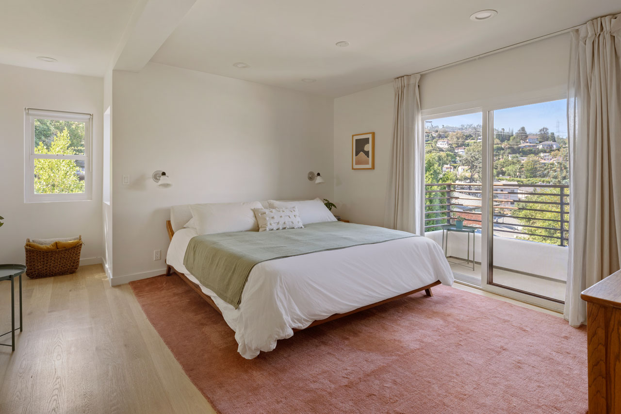 3750 Arbolada Rd Los Feliz home for sale Tracy Do Real Estate