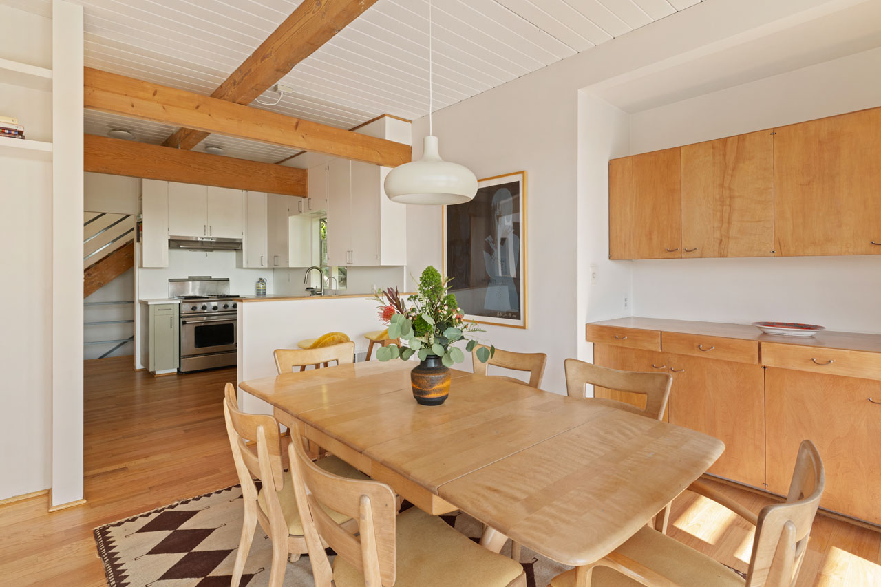 2276 Moreno Dr Silver Lake home for Sale Tracy Do Real Estate