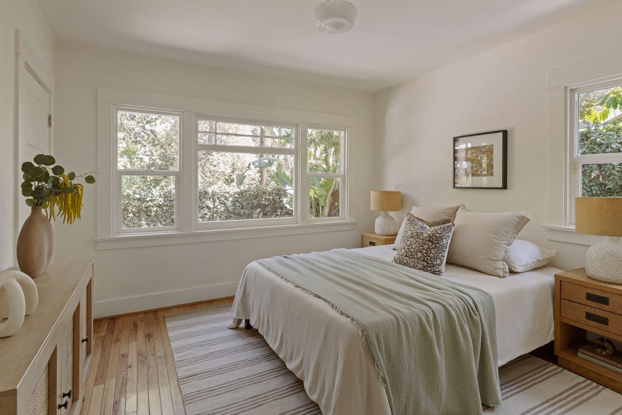 1149 Manzanita St Silver Lake craftsman bungalow home for sale Tracy Do Real Estate