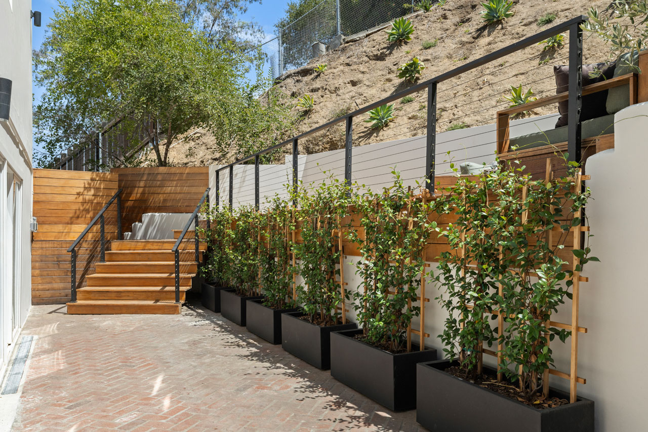 3750 Arbolada Rd Los Feliz home for sale Tracy Do Real Estate