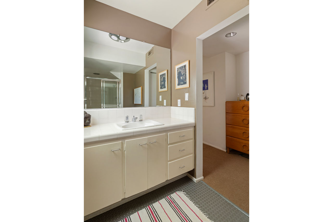 2276 Moreno Dr Silver Lake home for Sale Tracy Do Real Estate