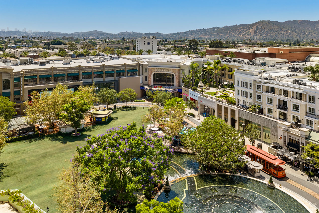 558 Caruso Ave Glendale Americana Condo for Sale Tracy Do Real Estate